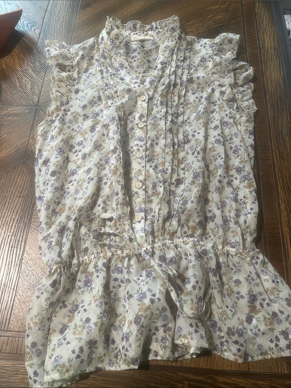 edge Lavender and Cream Floral Ruffle Sleeveless Top (Bin 4-025)